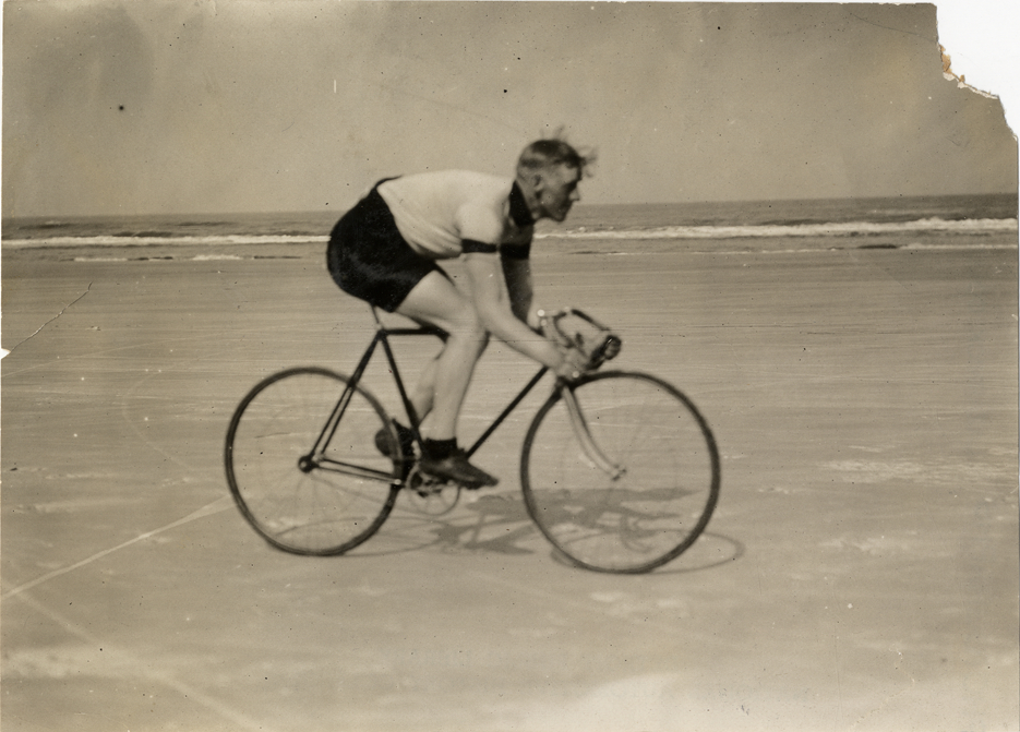 Bicyclist, 1908 Ormond-Daytona races