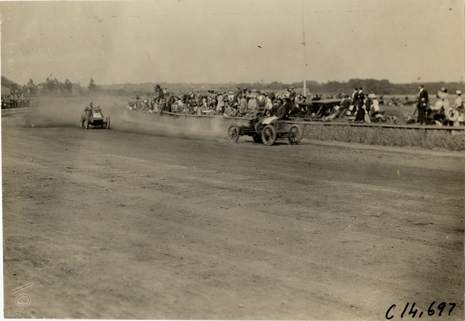 Fiat leading Renault car in race, 1909 Readville races