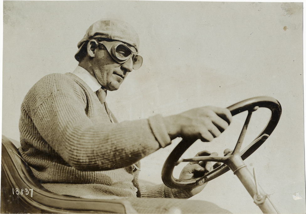 Racecar driver, 1906 Vanderbilt Cup races