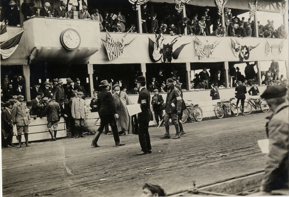 Colonel Clowry, Peter Prunty and Fred Wagner, 1908 Vanderbilt Cup races