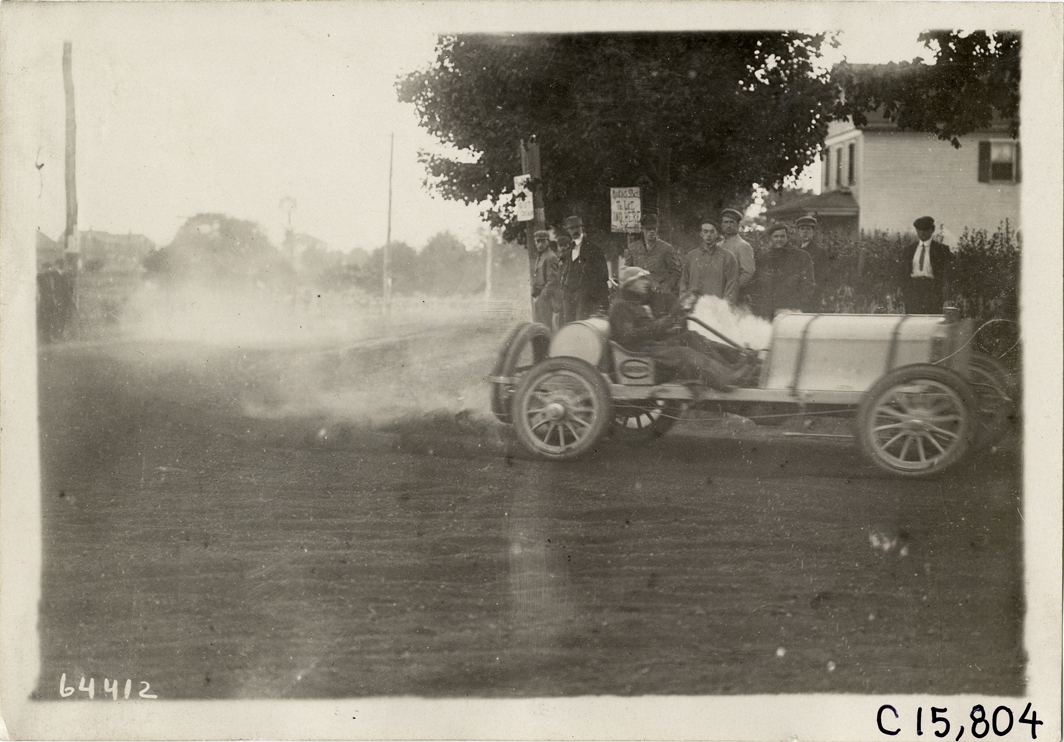 Joe Matson and passenger in Corbin racecar, 1910 Vanderbilt Cup races