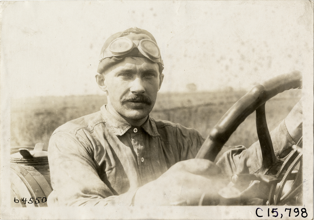 Joe Nelson, 1910 Vanderbilt Cup races