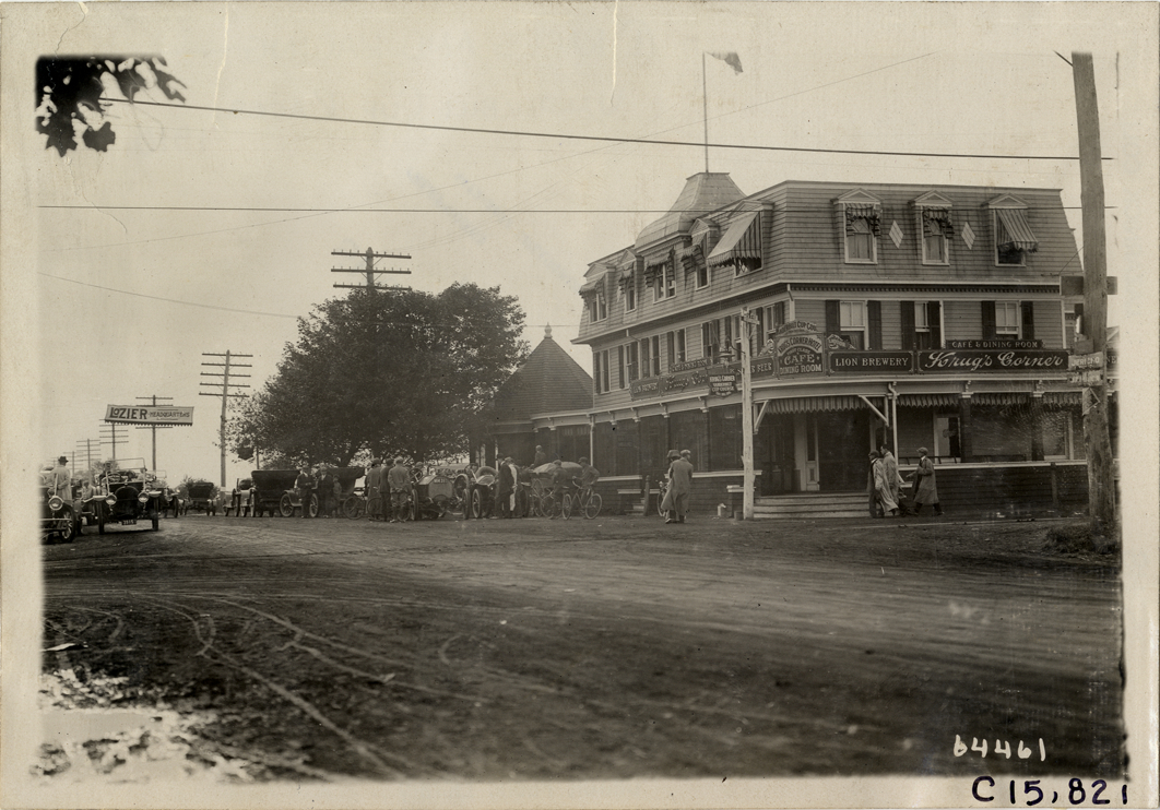 Krug's Corner Hotel, 1910 Vanderbilt Cup races
