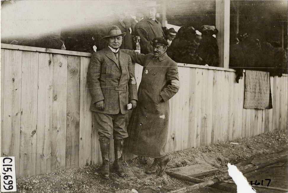 Officials, 1909 Vanderbilt Cup races