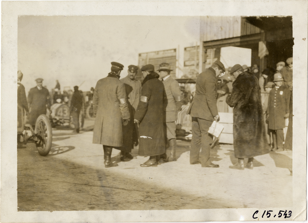 Officials, 1909 Vanderbilt Cup races