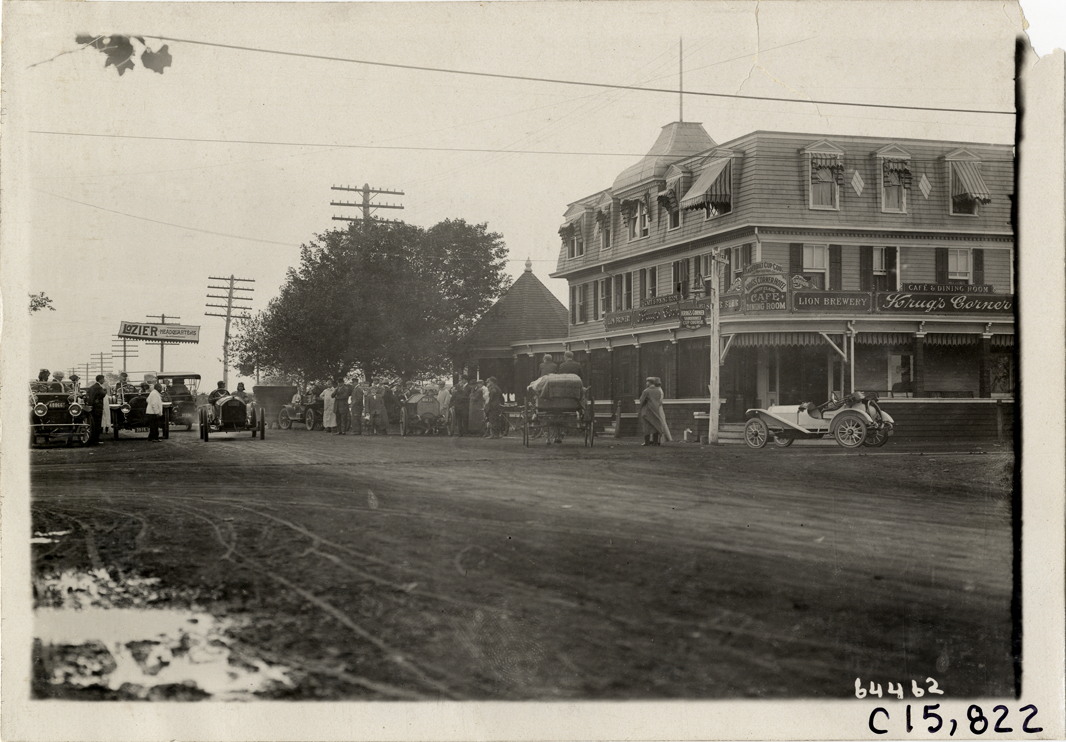 Krug's Corner Hotel, 1910 Vanderbilt Cup races