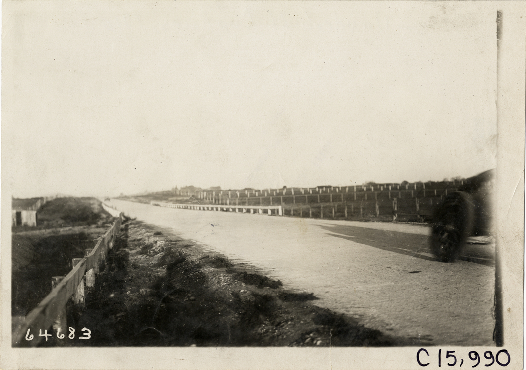 Racetrack, 1910 Vanderbilt Cup races
