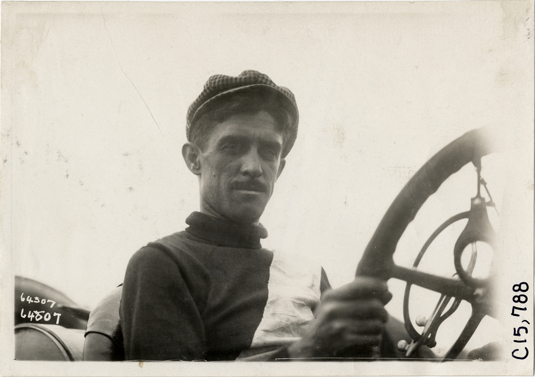 Racecar driver, 1910 Vanderbilt Cup races