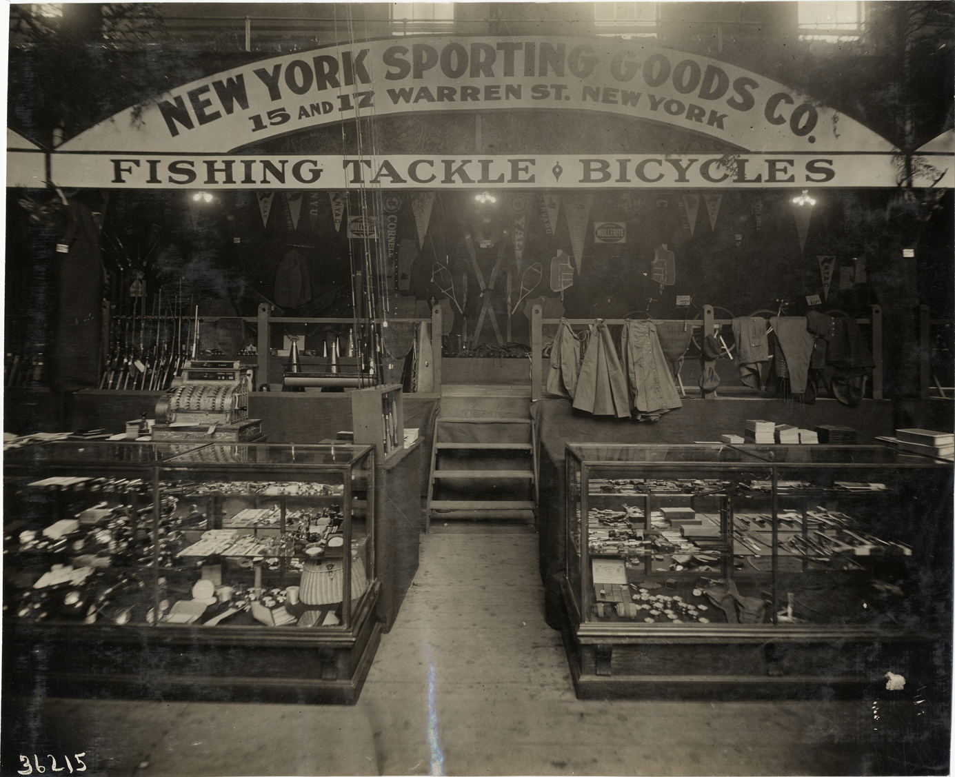 New York Sporting Goods Company exhibit, 1909 Sportsman's Show