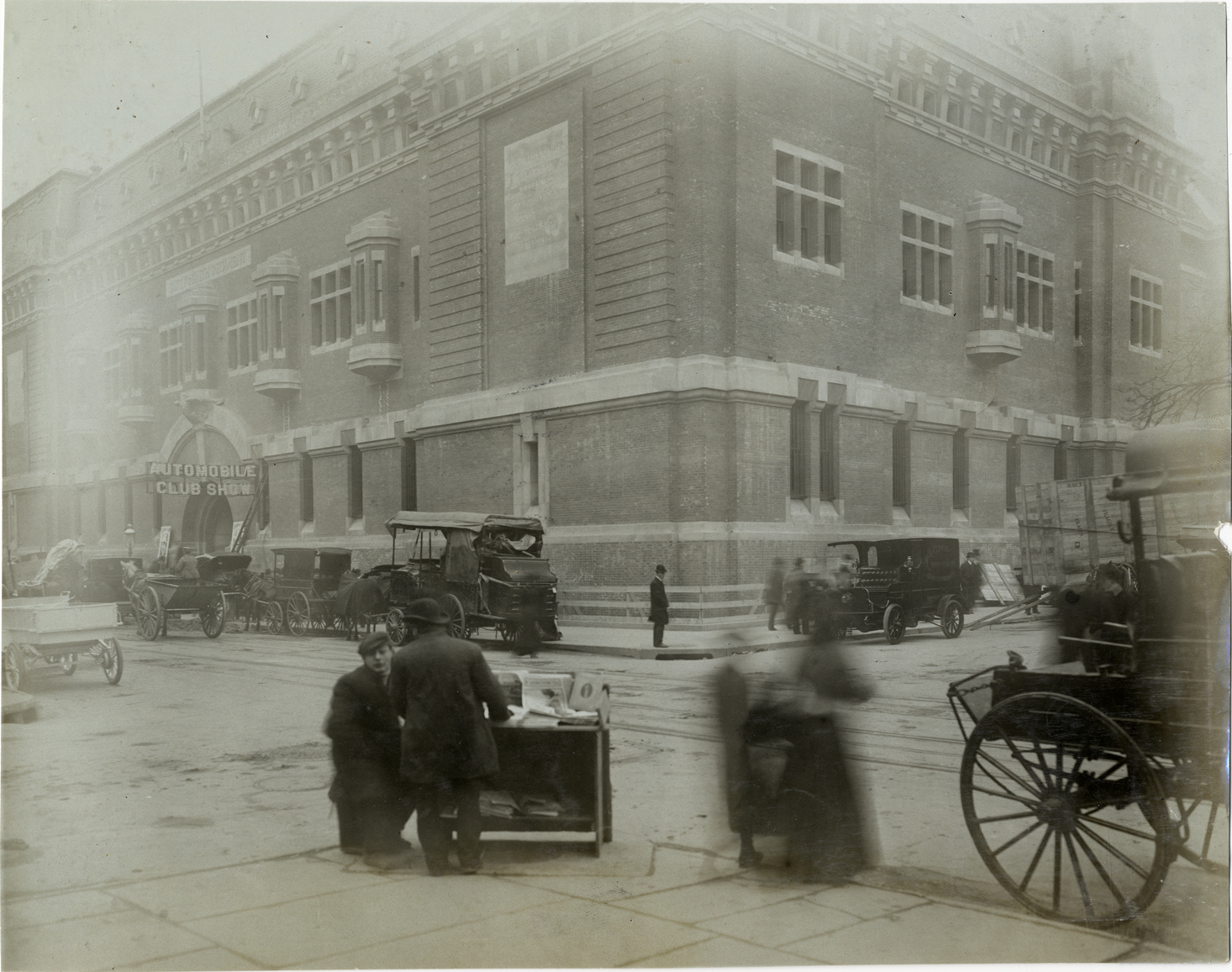 69th Regiment Armory building, 1906 New York Auto Show