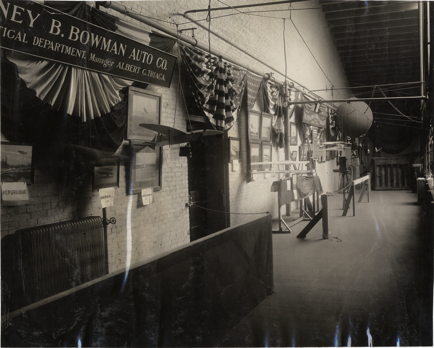 International School of Aeronautics exhibit, 1909 Newark Auto Show