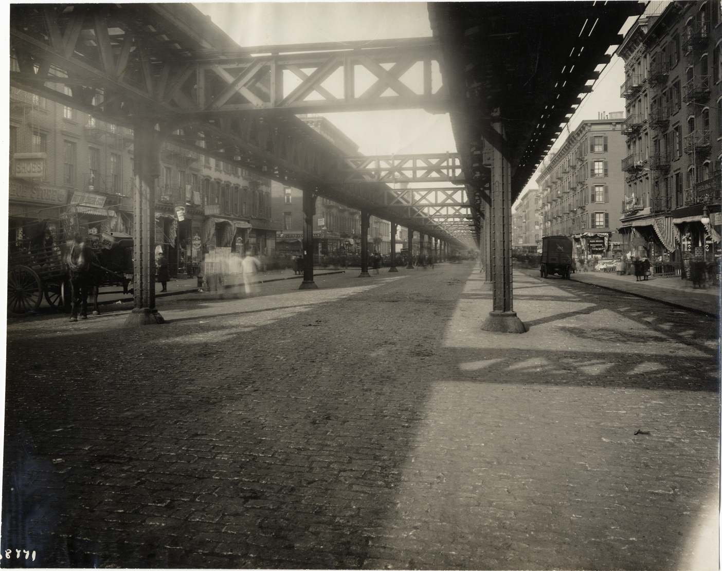 Elevated railroad tracks on street, New York