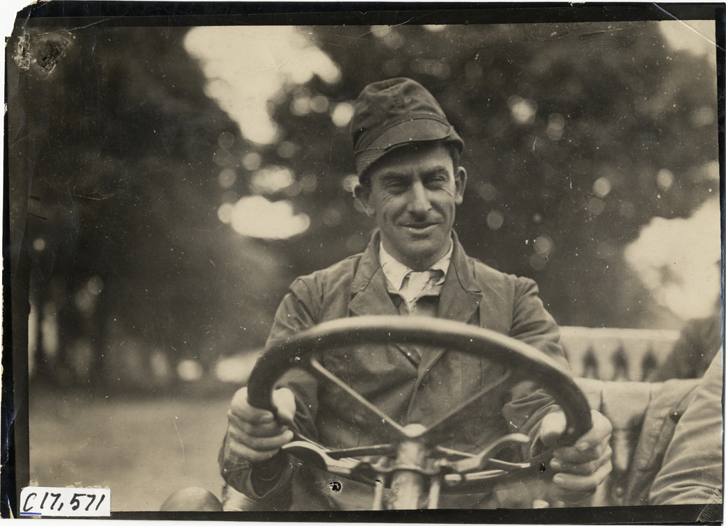 Driver in automobile, 1911 Buffalo Reliability Run