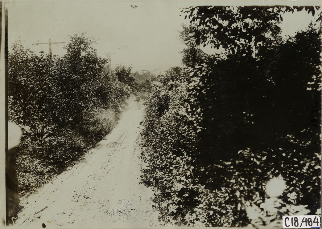 Rural road, 1905 Glidden Tour