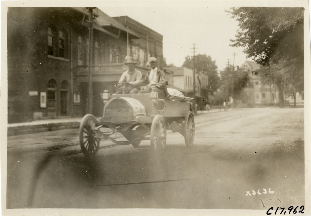 Motorists in truck, 1911 Chicago Reliability Run
