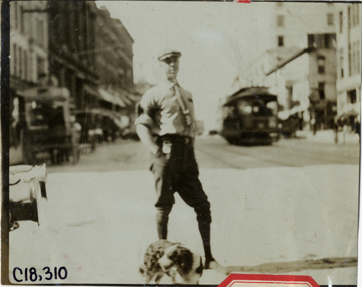 Man with dog, 1905 Glidden Tour