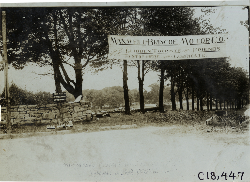 Maxwell-Briscoe Motor Company banner, 1905 Glidden Tour