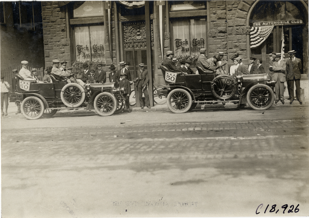 Corbin automobiles in Buffalo, New York, 1906 Glidden Tour