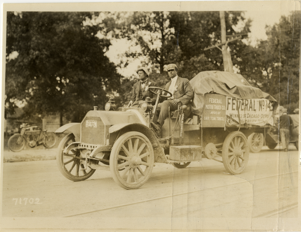 Motorists in Federal truck, 1911 Glidden Tour
