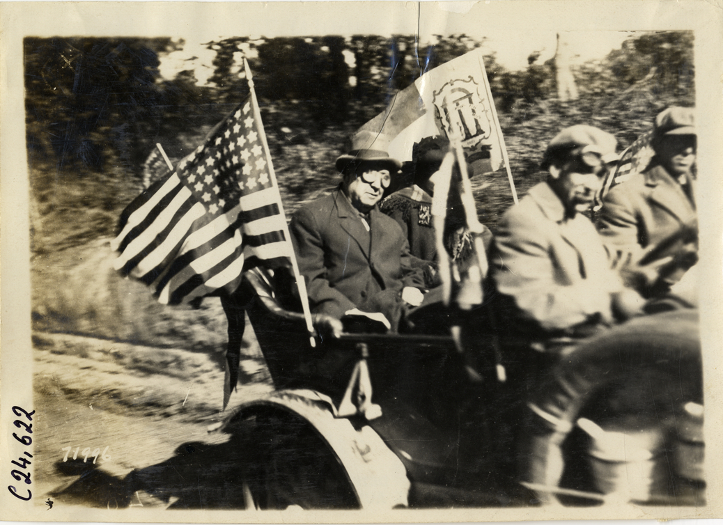Governor Hoke Smith in automobile, 1911 Glidden Tour