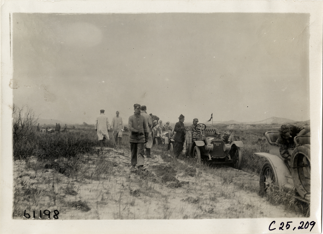 Motorists with automobiles on road to Montauk Point lighthouse, 1910 Montauk Point Reliability Run