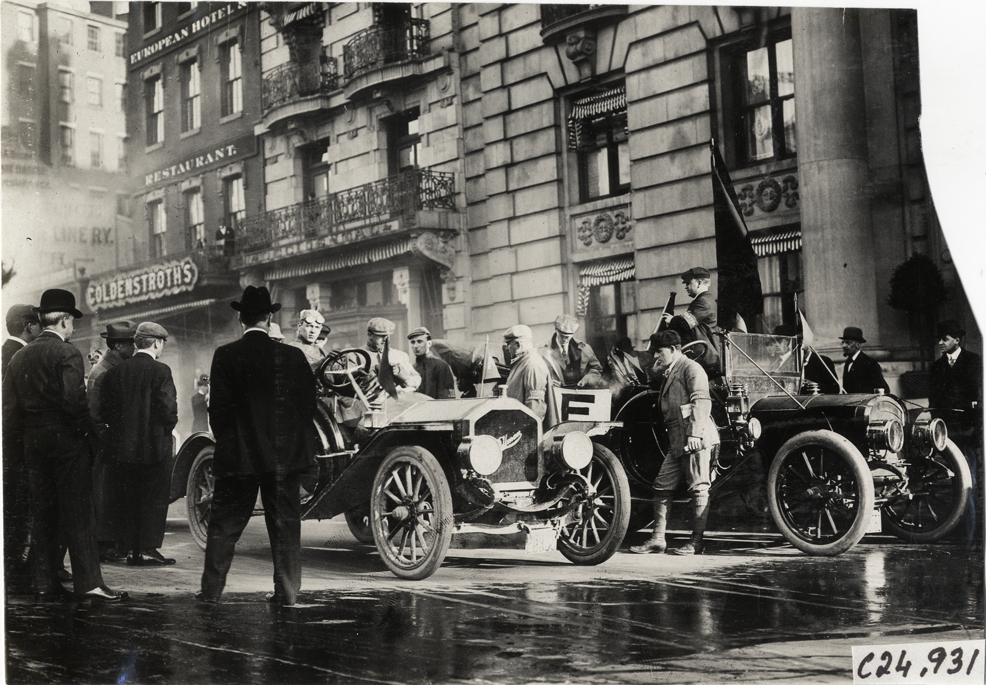 Pullman automobile and official's automobile at Washington, D.C., 1909 Harrisburg Endurance Run