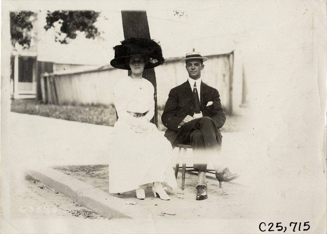 Man and woman posing under tree, 1910 Munsey Historic Tour