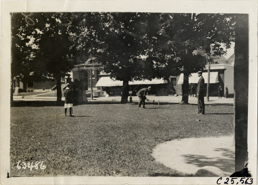 Men playing croquet in park, 1910 Munsey Historic Tour