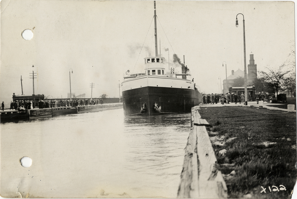 Freighter at Soo Locks, 1913 S.A.E. summer meeting