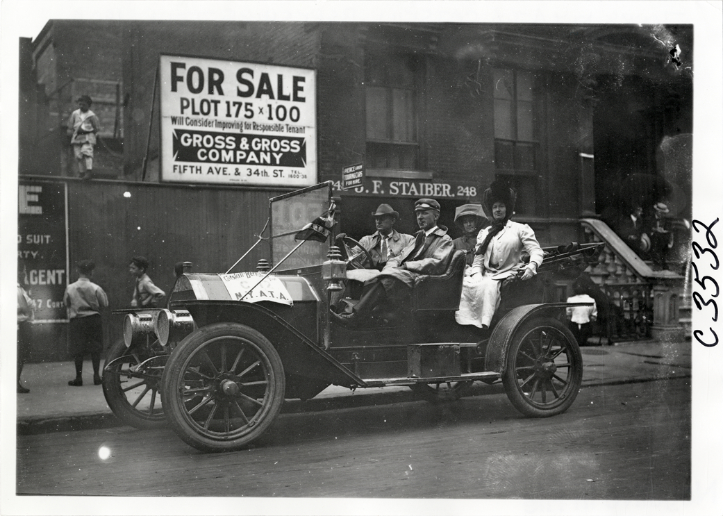 Motorists posing in automobile, 1909 Catskill-Berkshire Tour