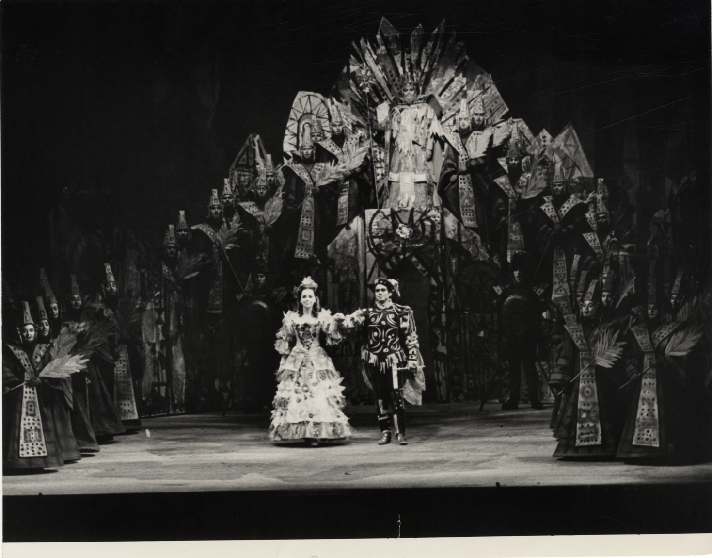 George Shirley and Arlene Saunders in "The magic flute"