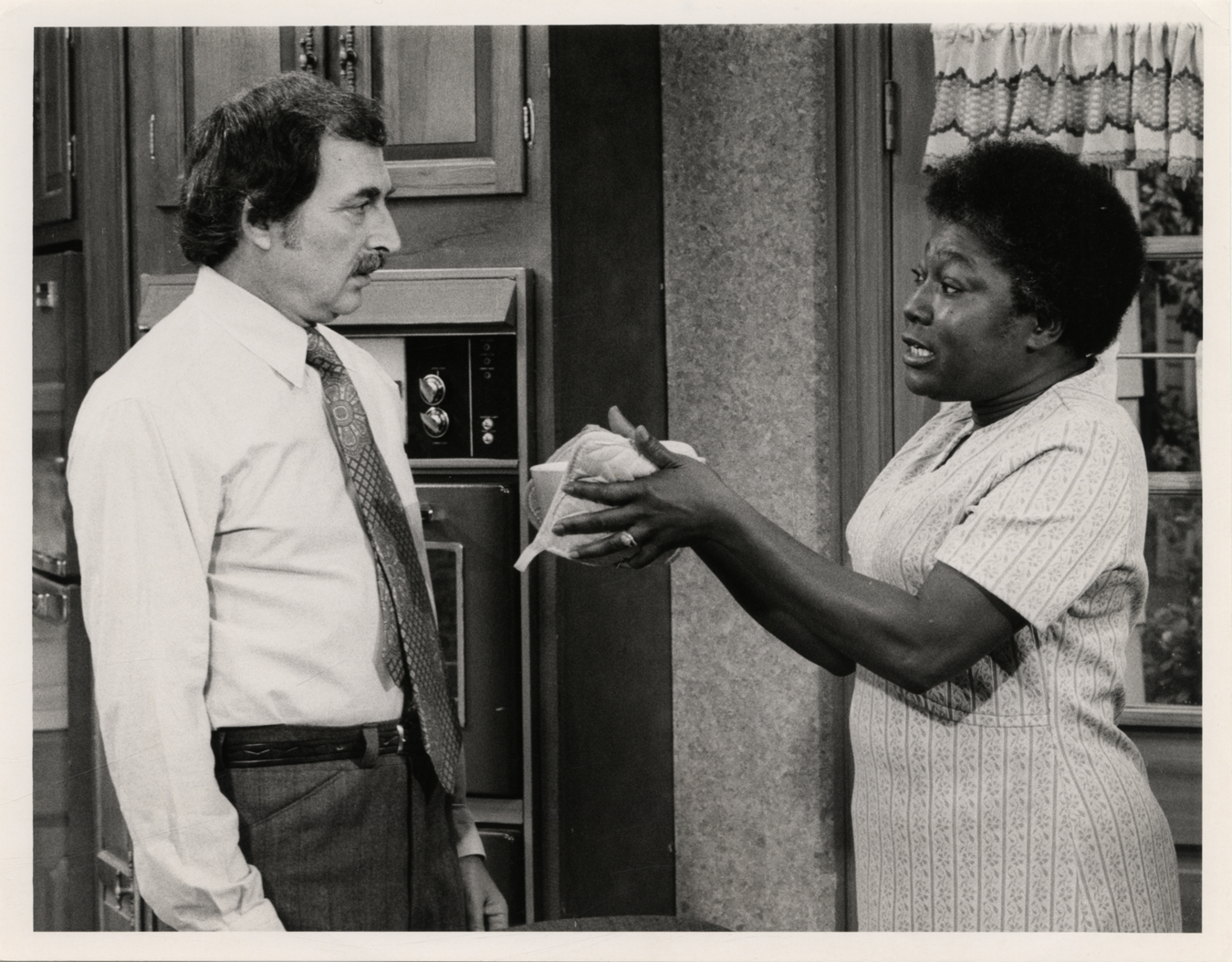 Esther Rolle and Bill Macy