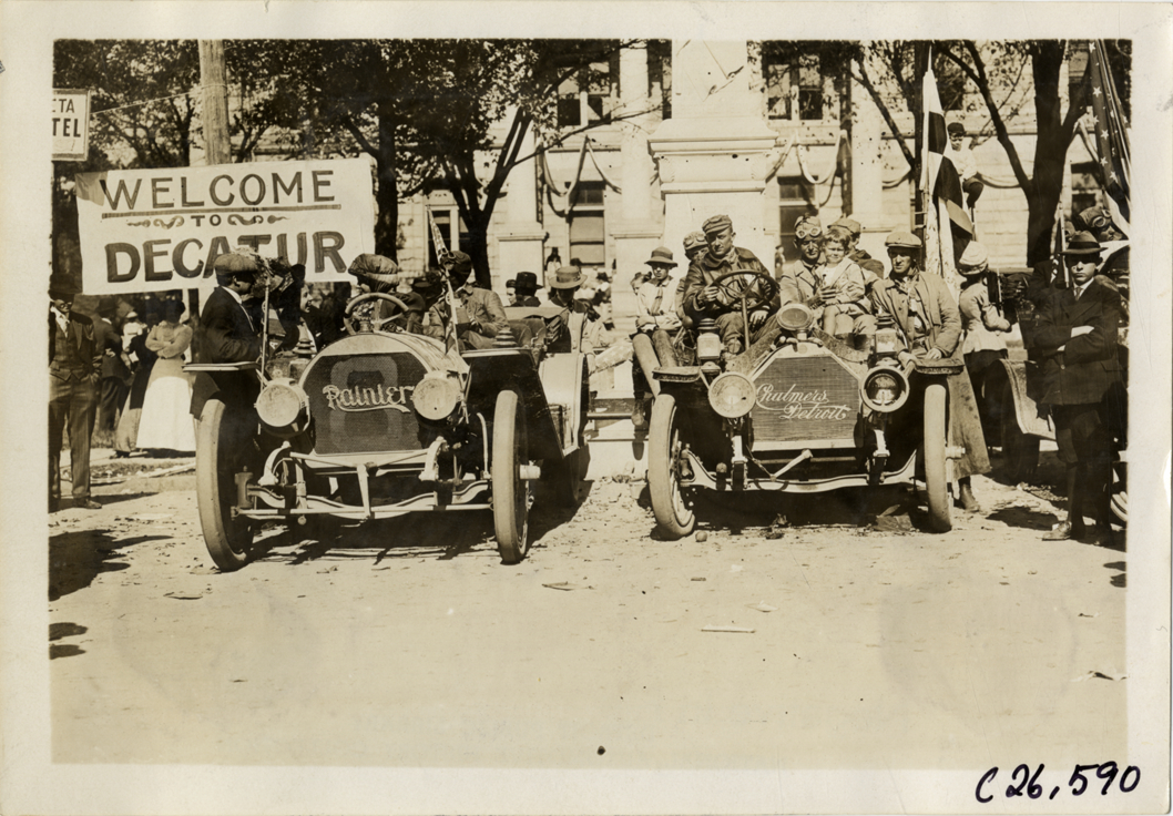 Rainier press automobile and Chalmers-Detroit automobile, Decatur, Georgia, 1909 New York-Atlanta Good Roads Tour