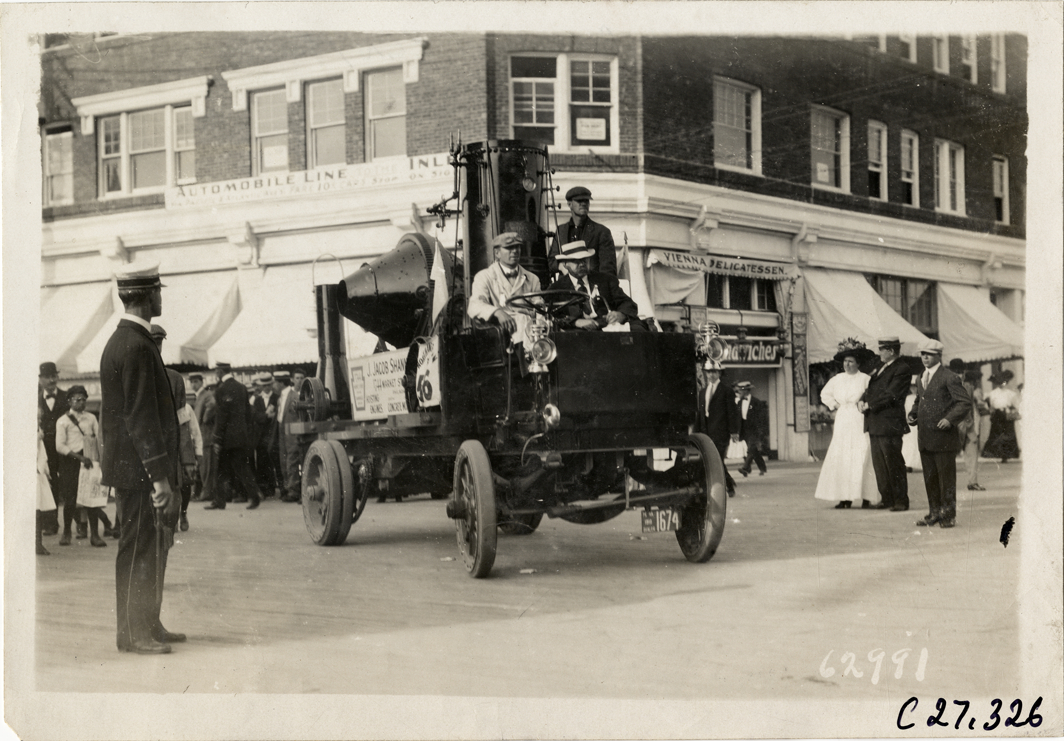 Motorists in Frayer-Miller truck, 1910 North American Run
