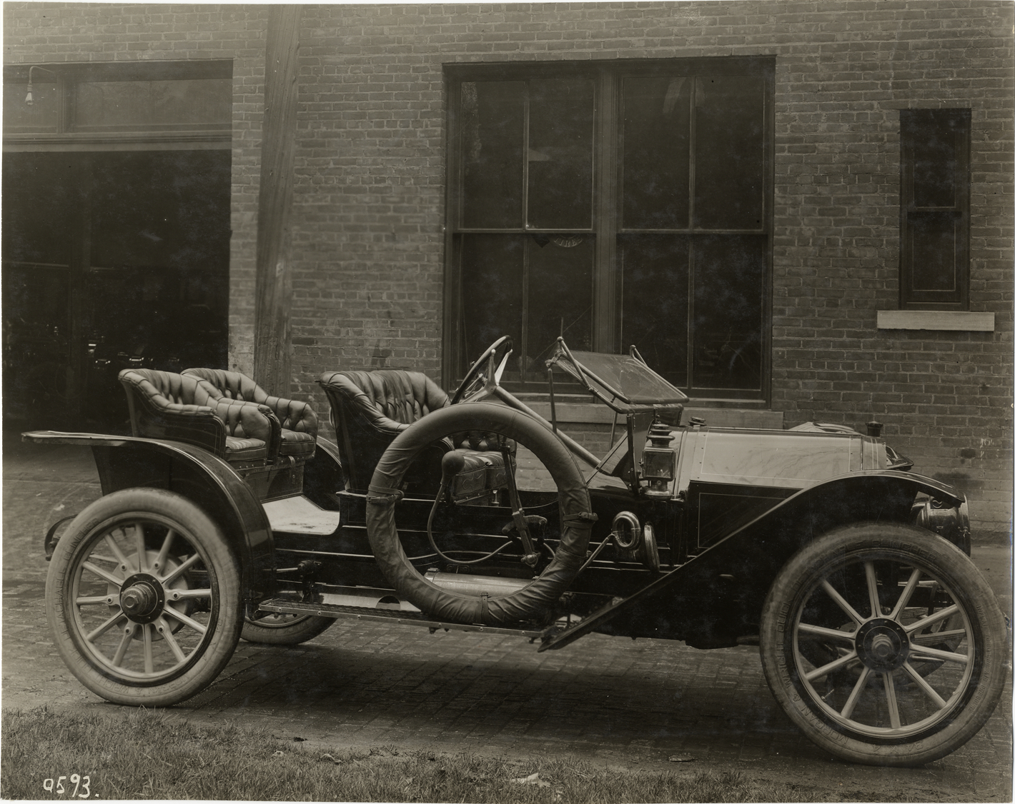 Damaged 1910 Chalmers-Detroit automobile
