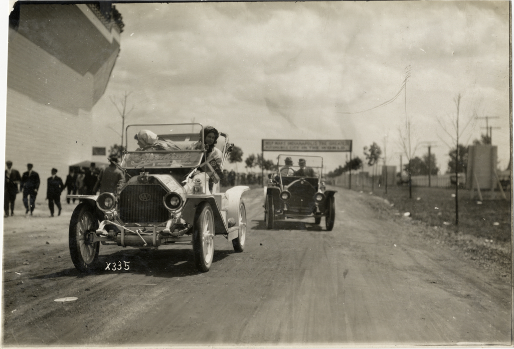 Blanche Stuart Scott and Miss Phillips in Overland automobile, 1910 New York to San Francisco tour