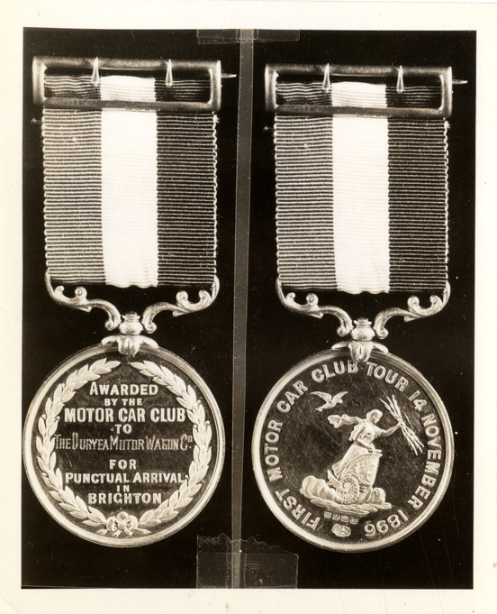 Medal awarded to Duryea Motor Wagon Company