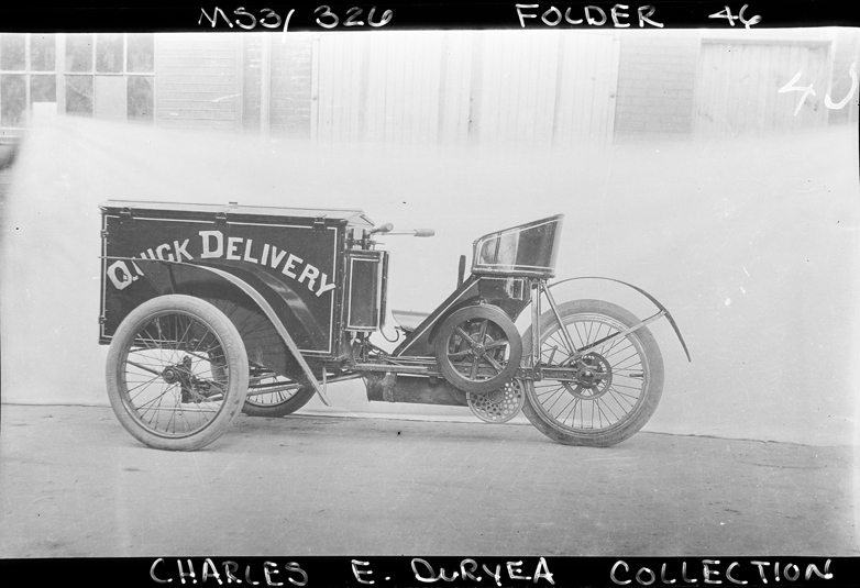 1911 Duryea Tri-van