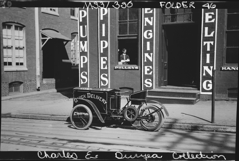 1911 Duryea Tri-van