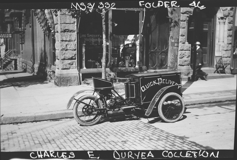 1911 Duryea Tri-van