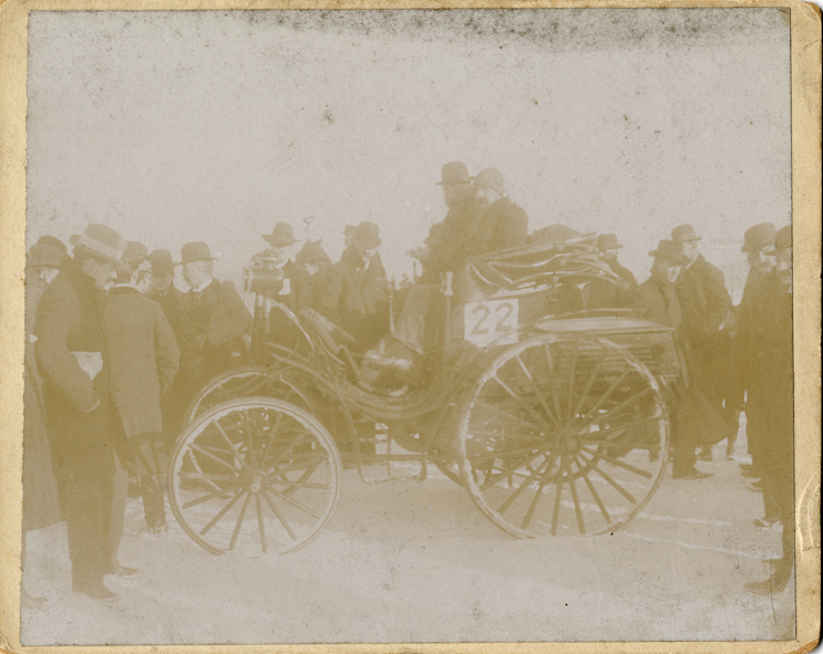 Macy-Benz automobile, 1895 Chicago Times-Herald Race