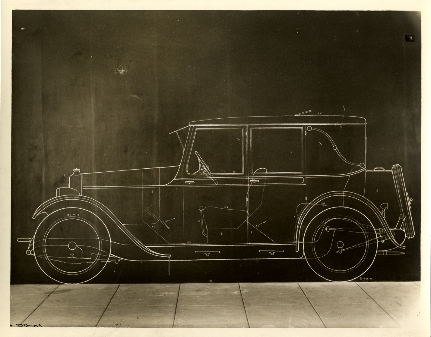 Da Vinci automobile