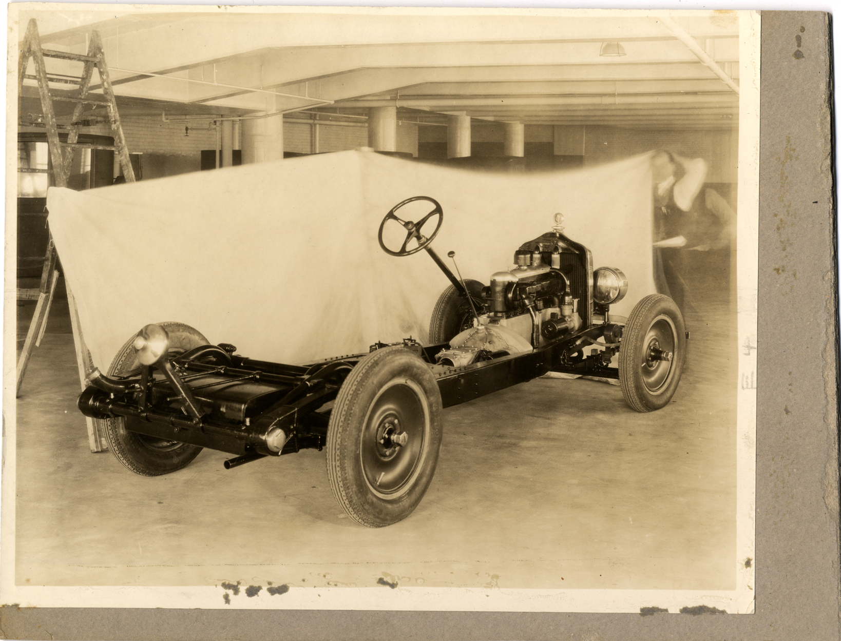 Da Vinci automobile chassis