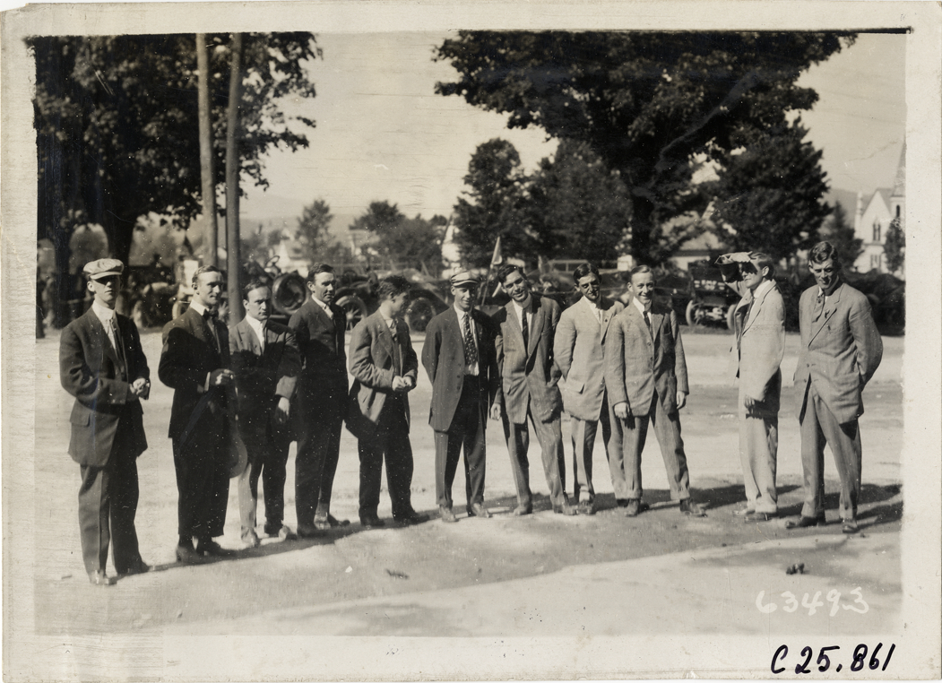 Men posing in street, 1910 Munsey Historic Tour