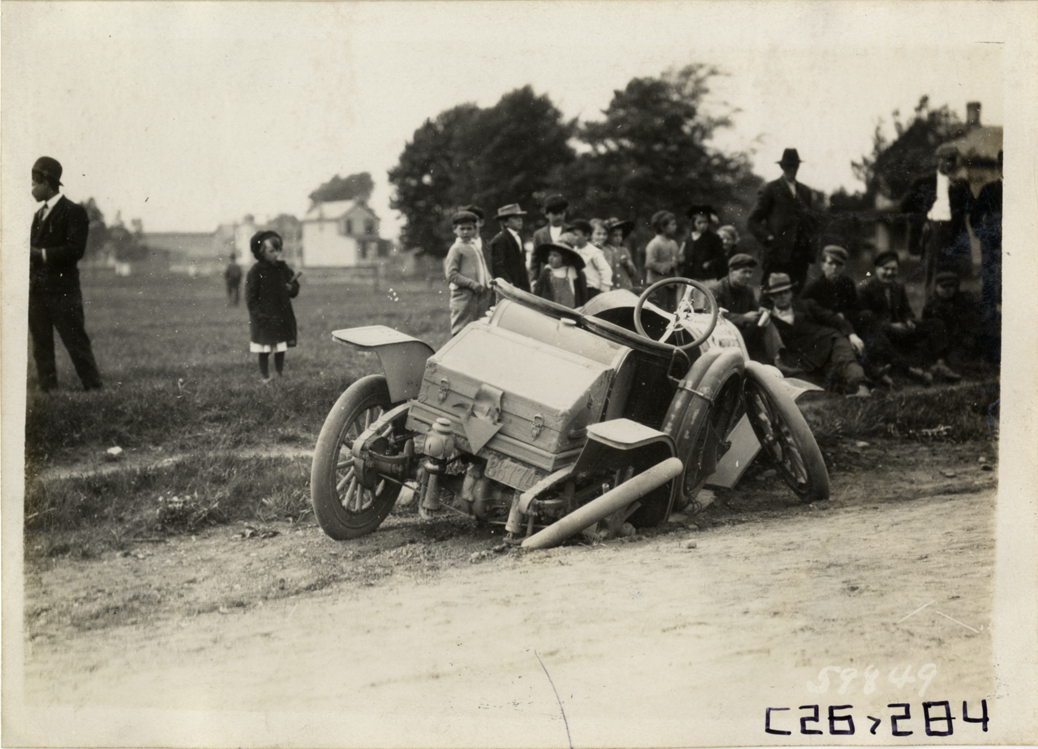 Accident involving Cole automobile, 1910 New Jersey Reliability Run