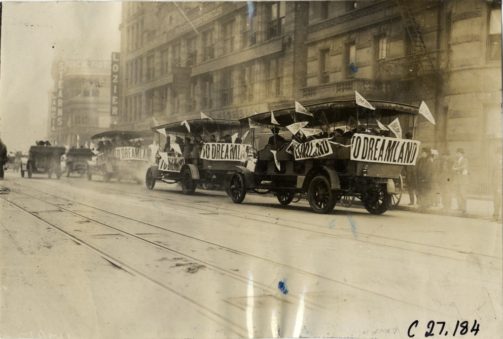 Children and motorists in Manhattan truck, 1909 New York Orphans Day outing