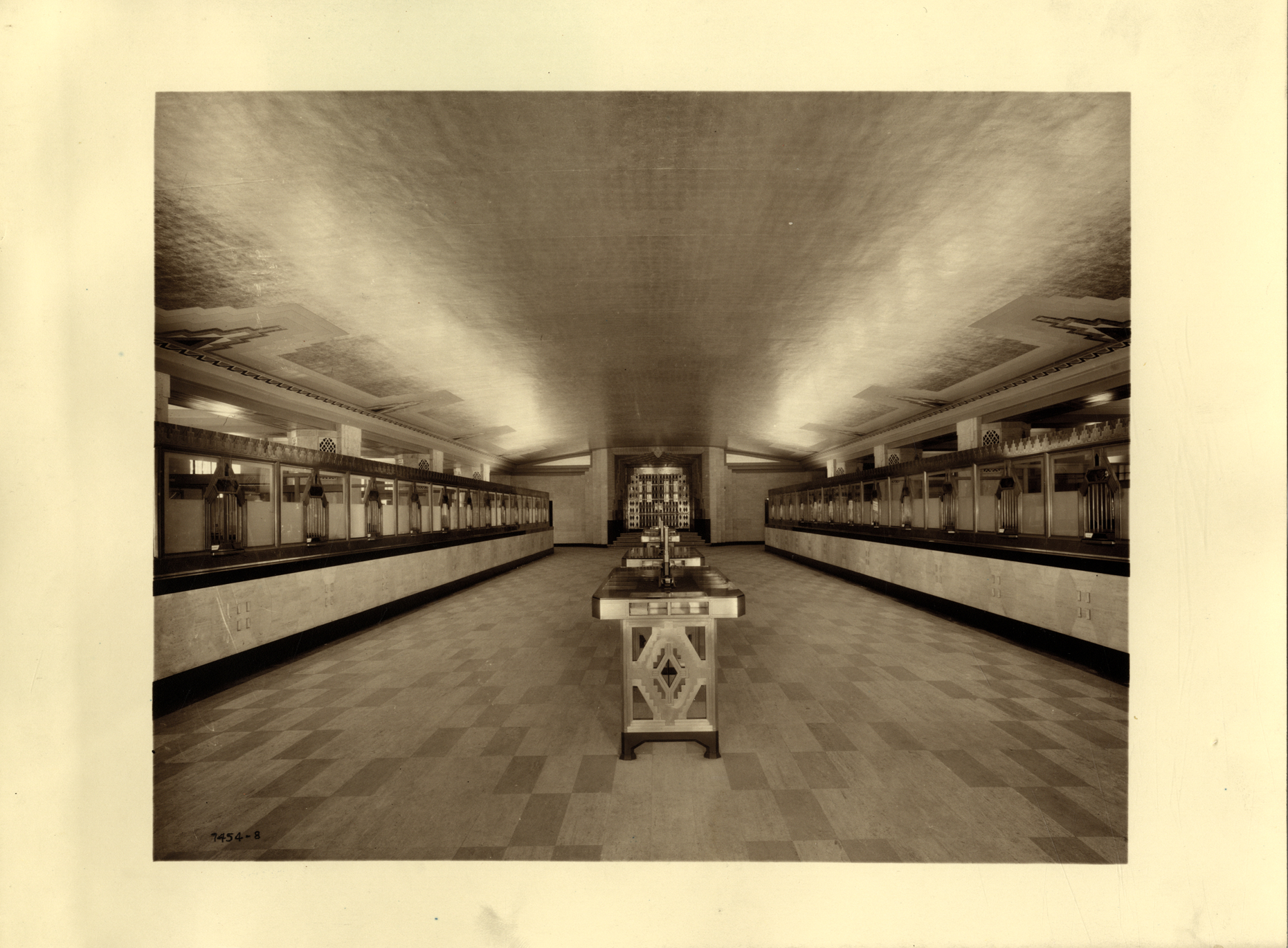 Lower bank, Union Guardian Building