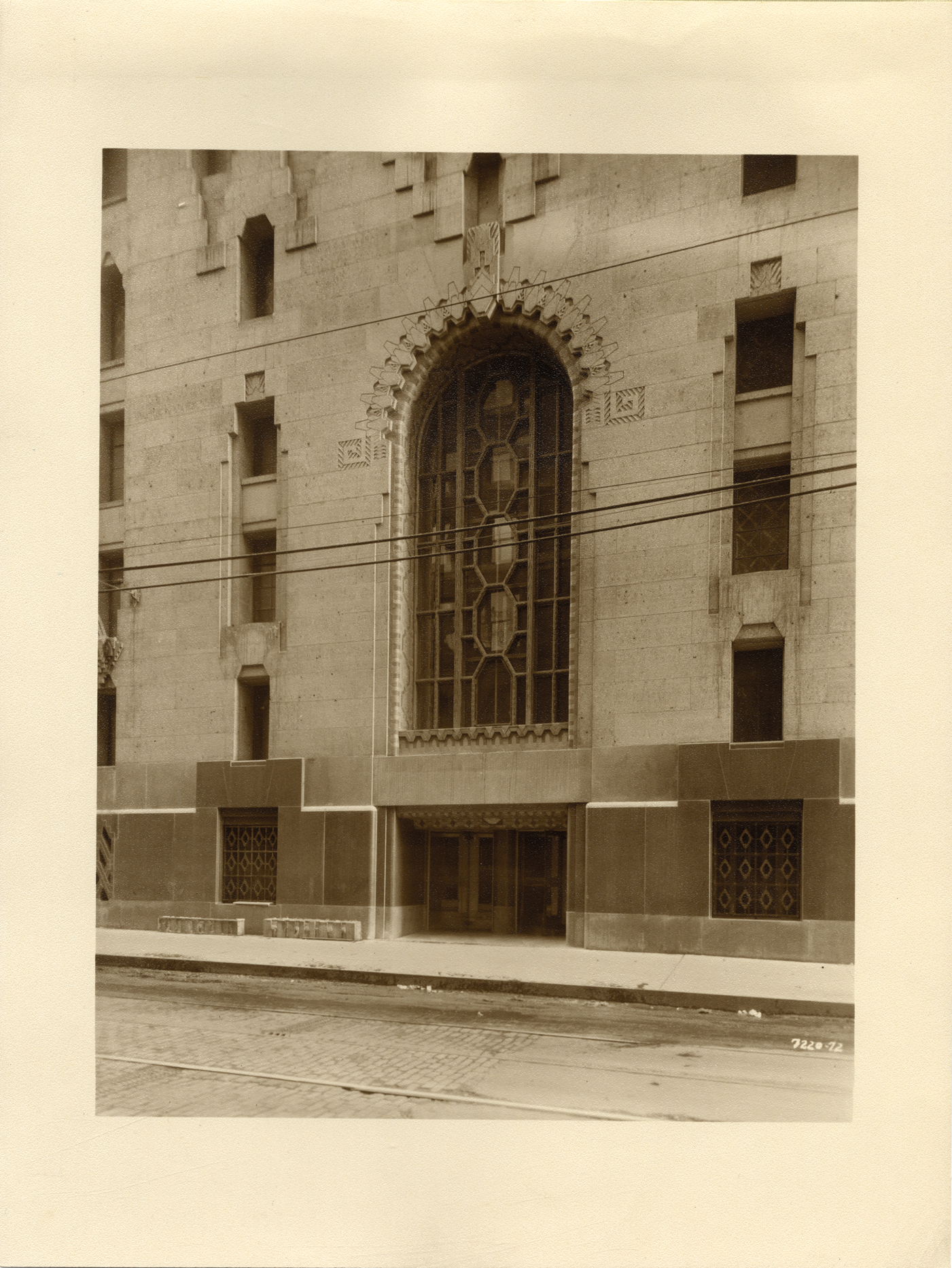 Congress Street entrance, Union Guardian Building