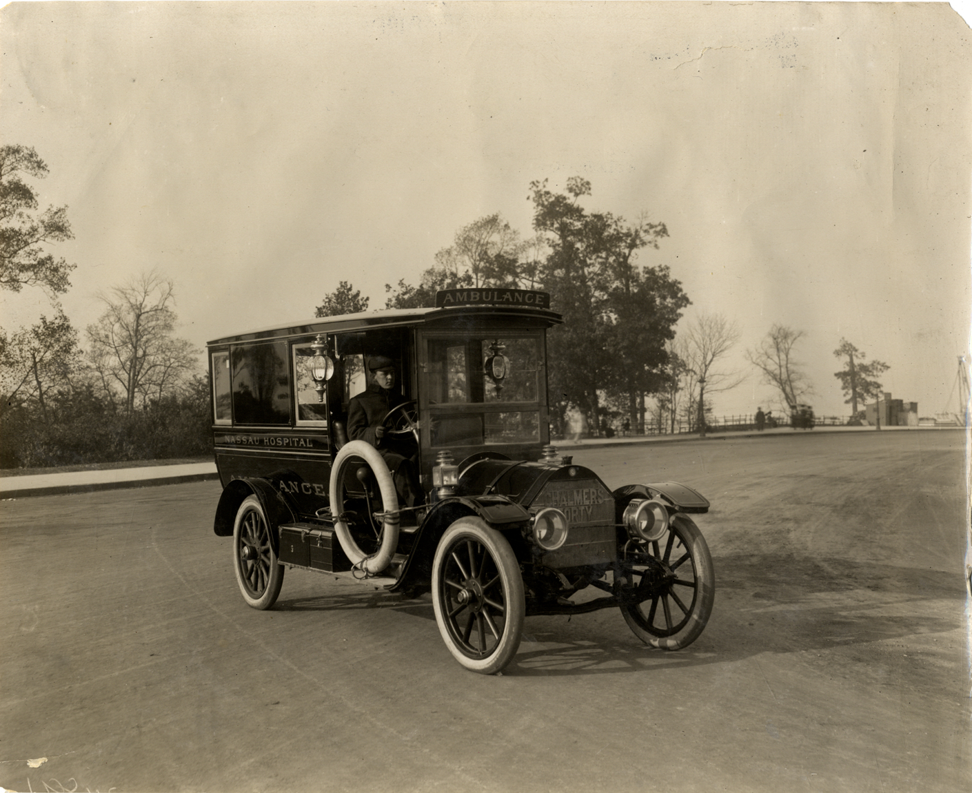 Chalmers Forty ambulance