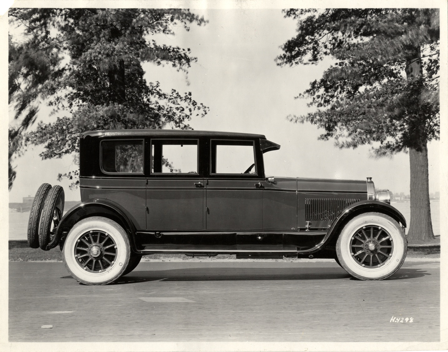 1925 V-63 Cadillac automobile | DPL DAMS